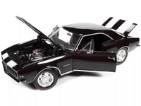 AUTOWORLD AMM1297 1:18 1967 CHEVROLET CAMARO RS Z/28 (MCACN) ROYAL PLUM